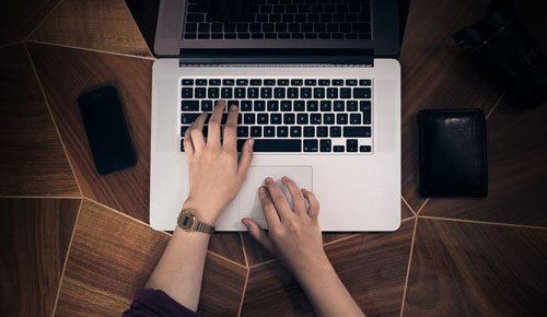 CC在线压力测试